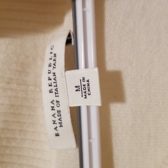 NWT Banana Republic size M Ivory cowl neck sweater - Picture 2 of 7